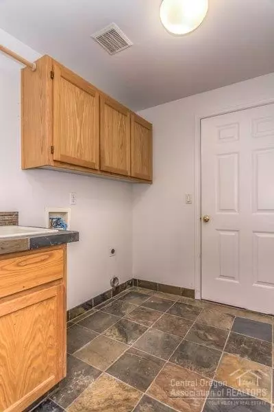63320 Majestic Loop, Bend, OR 97701 photo 19