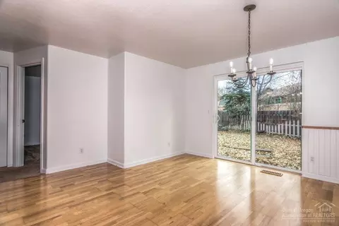 63320 Majestic Loop, Bend, OR 97701 photo 10