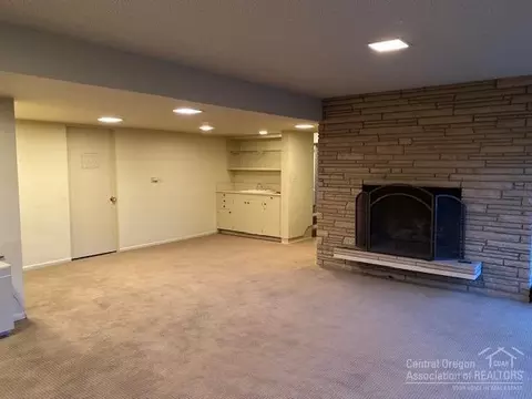 411 NW Horn Ave, Pendleton, OR 97801 photo 11