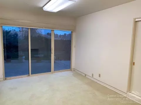 411 NW Horn Ave, Pendleton, OR 97801 photo 18