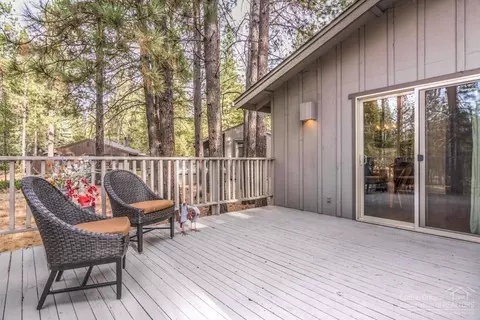17888 Lofty Ln, Sunriver, OR 97707 photo 4