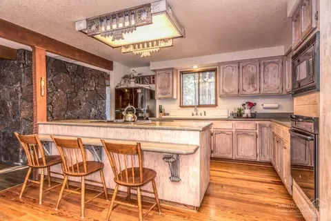 17888 Lofty Ln, Sunriver, OR 97707 photo 12