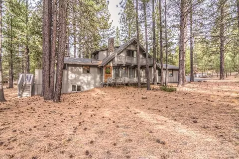 17888 Lofty Ln, Sunriver, OR 97707 photo 1
