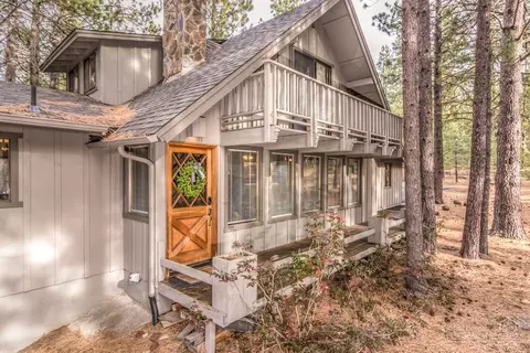 17888 Lofty Ln, Sunriver, OR 97707 photo 3