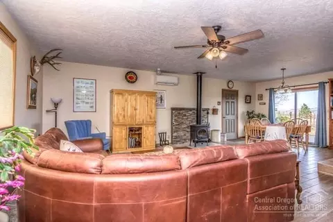 1440 NE Richard Ln, Madras, OR 97741 photo 5