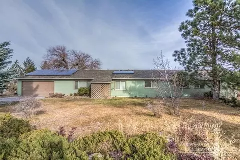 1440 NE Richard Ln, Madras, OR 97741 photo 3