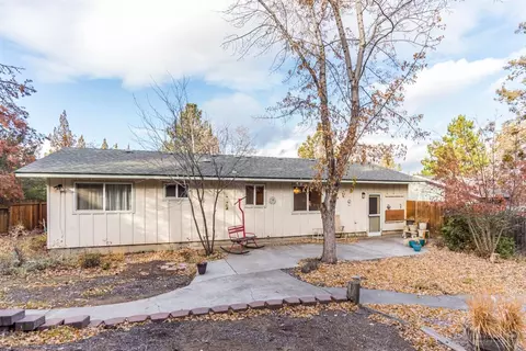 2374 NE Ocker Dr, Bend, OR 97701 photo 16