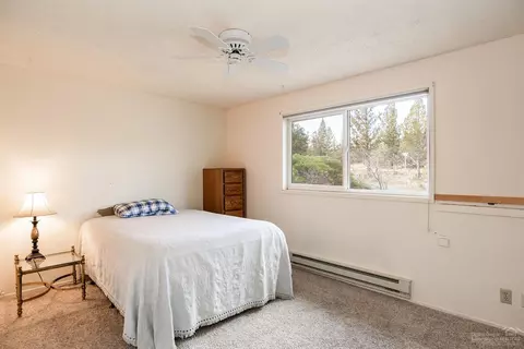 2374 NE Ocker Dr, Bend, OR 97701 photo 15
