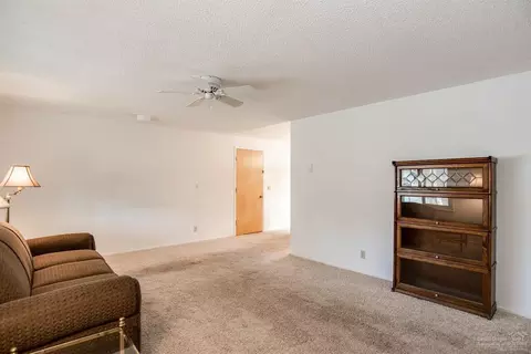 2374 NE Ocker Dr, Bend, OR 97701 photo 6
