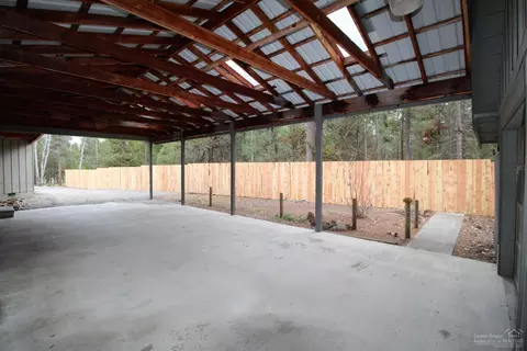 52493 River Pine Rd, La Pine, OR 97739 photo 9