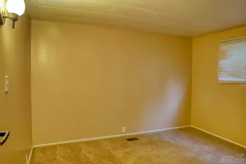 14892 Bluegrass Loop, Sisters, OR 97759 photo 9