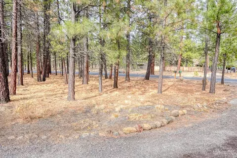 14892 Bluegrass Loop, Sisters, OR 97759 photo 18