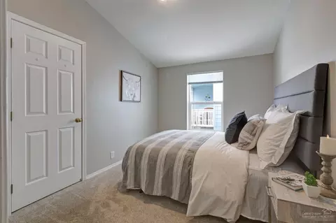 348 N Wheeler Loop, Sisters, OR 97759 photo 17