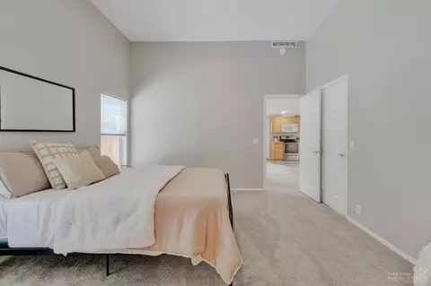 348 N Wheeler Loop, Sisters, OR 97759 photo 12