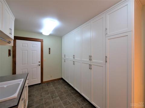 18511 Clear Spring Way, Crescent Lake, OR 97733 photo 14
