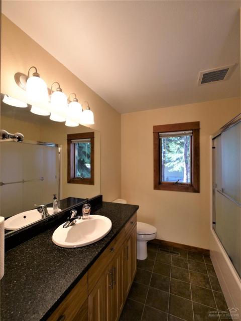 18511 Clear Spring Way, Crescent Lake, OR 97733 photo 23