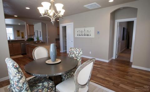 20697 Kilbourne Loop, Bend, OR 97701 photo 6