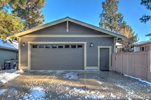 2305 NW High Lakes Loop, Bend, OR 97703 photo 25