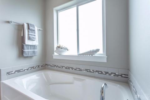2305 NE Donegon Rd, Bend, OR 97701 photo 14