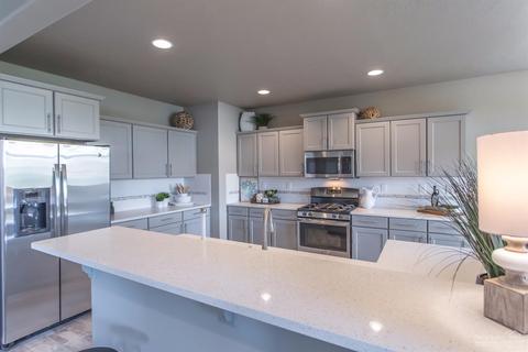 2305 NE Donegon Rd, Bend, OR 97701 photo 3