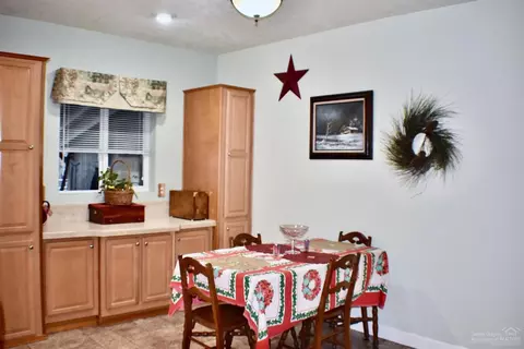 148859 Ahern Dr, La Pine, OR 97739 photo 8
