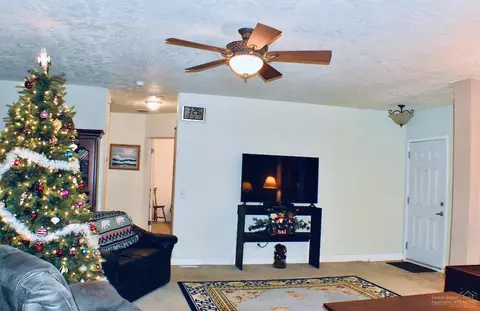 148859 Ahern Dr, La Pine, OR 97739 photo 6