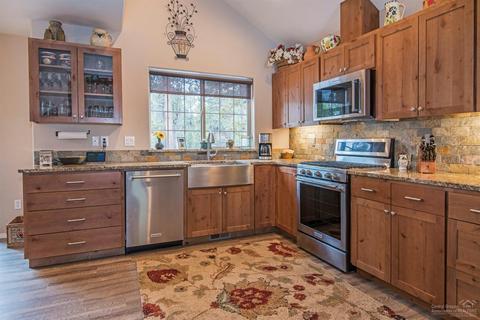 55363 Gross Dr, Bend, OR 97707 photo 7