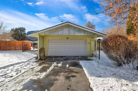 20612 Brant Ct, Bend, OR 97701 photo 1