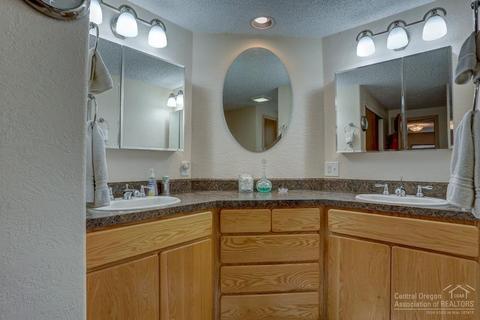 14740 S Sugar Pine Way, La Pine, OR 97739 photo 10
