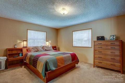 14740 S Sugar Pine Way, La Pine, OR 97739 photo 9