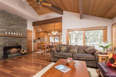 57676 Tan Oak Ln, Sunriver, OR 97707 photo 1
