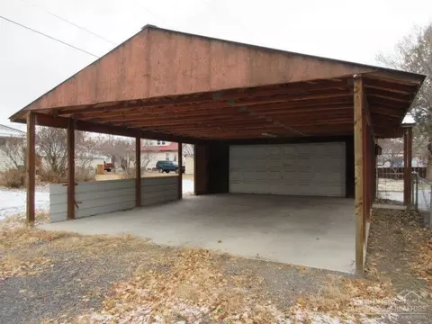 288 S Egan Ave, Burns, OR 97720 photo 3