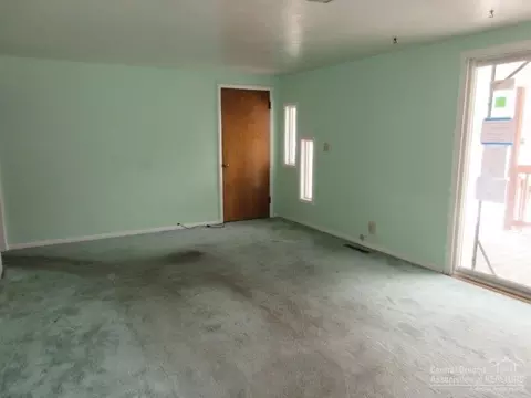 288 S Egan Ave, Burns, OR 97720 photo 6