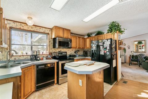 17910 Plainview, Bend, OR 97703 photo 13