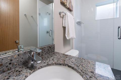 19126 Gateway Loop, Bend, OR 97702 photo 12