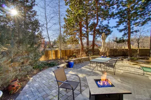 19569 Fishhawk Loop, Bend, OR 97702 photo 12