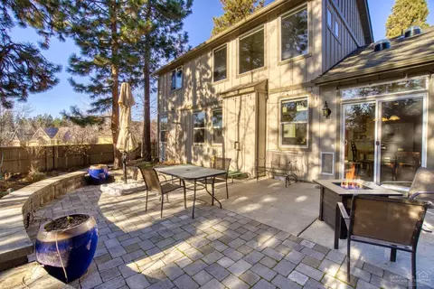 19569 Fishhawk Loop, Bend, OR 97702 photo 11