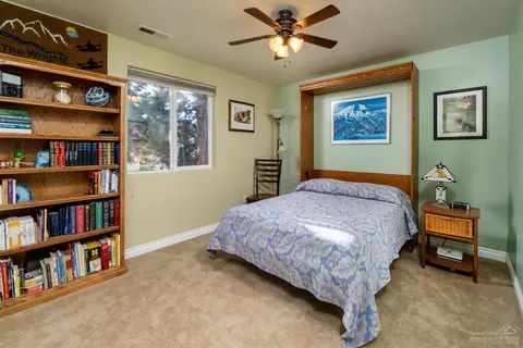 19569 Fishhawk Loop, Bend, OR 97702 photo 18