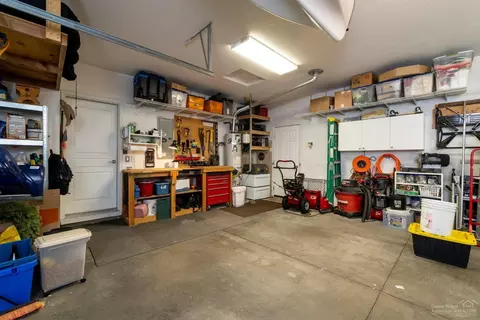 19569 Fishhawk Loop, Bend, OR 97702 photo 25