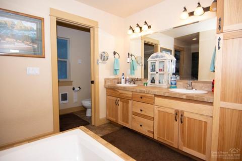 17035 Bakersfield Rd, Bend, OR 97707 photo 11