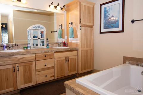 17035 Bakersfield Rd, Bend, OR 97707 photo 10