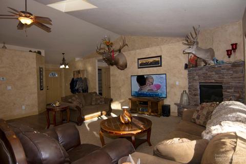17035 Bakersfield Rd, Bend, OR 97707 photo 4