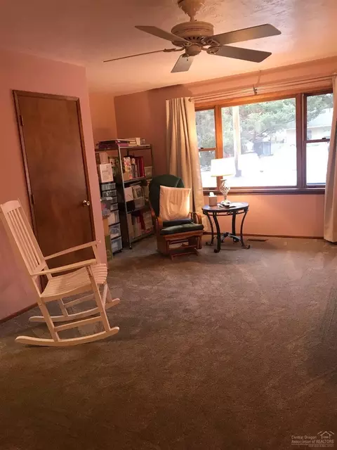707 NE 9th St, Bend, OR 97701 photo 9