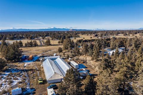 61700 Gosney Rd, Bend, OR 97702 photo 2