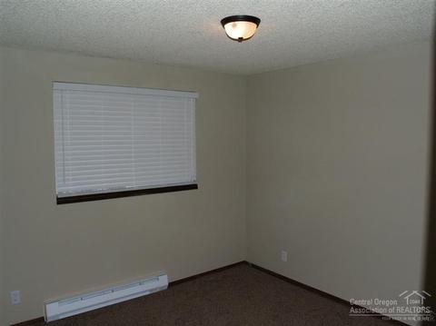 730 E Ridgeview Dr, Culver, OR 97734 photo 5