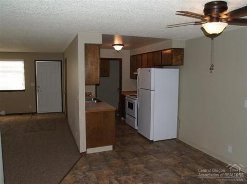 730 E Ridgeview Dr, Culver, OR 97734 photo 3