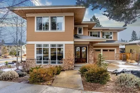 2276 NW High Lakes Loop, Bend, OR 97703 photo 2