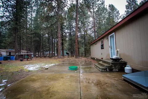 19419 Piute, Bend, OR 97702 photo 7