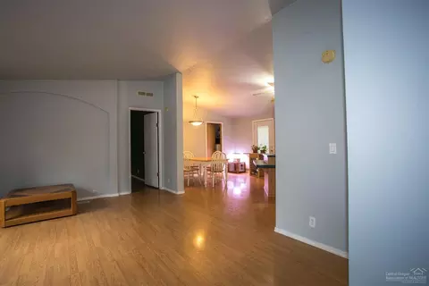 19419 Piute, Bend, OR 97702 photo 9