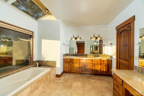 63820 E Quail Haven Dr, Bend, OR 97703 photo 14